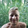 Nik_1976